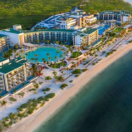 Haven Riviera Cancun (Adults Only) Alfredo V. Bonfil Εξωτερικό φωτογραφία Aerial view of the resort