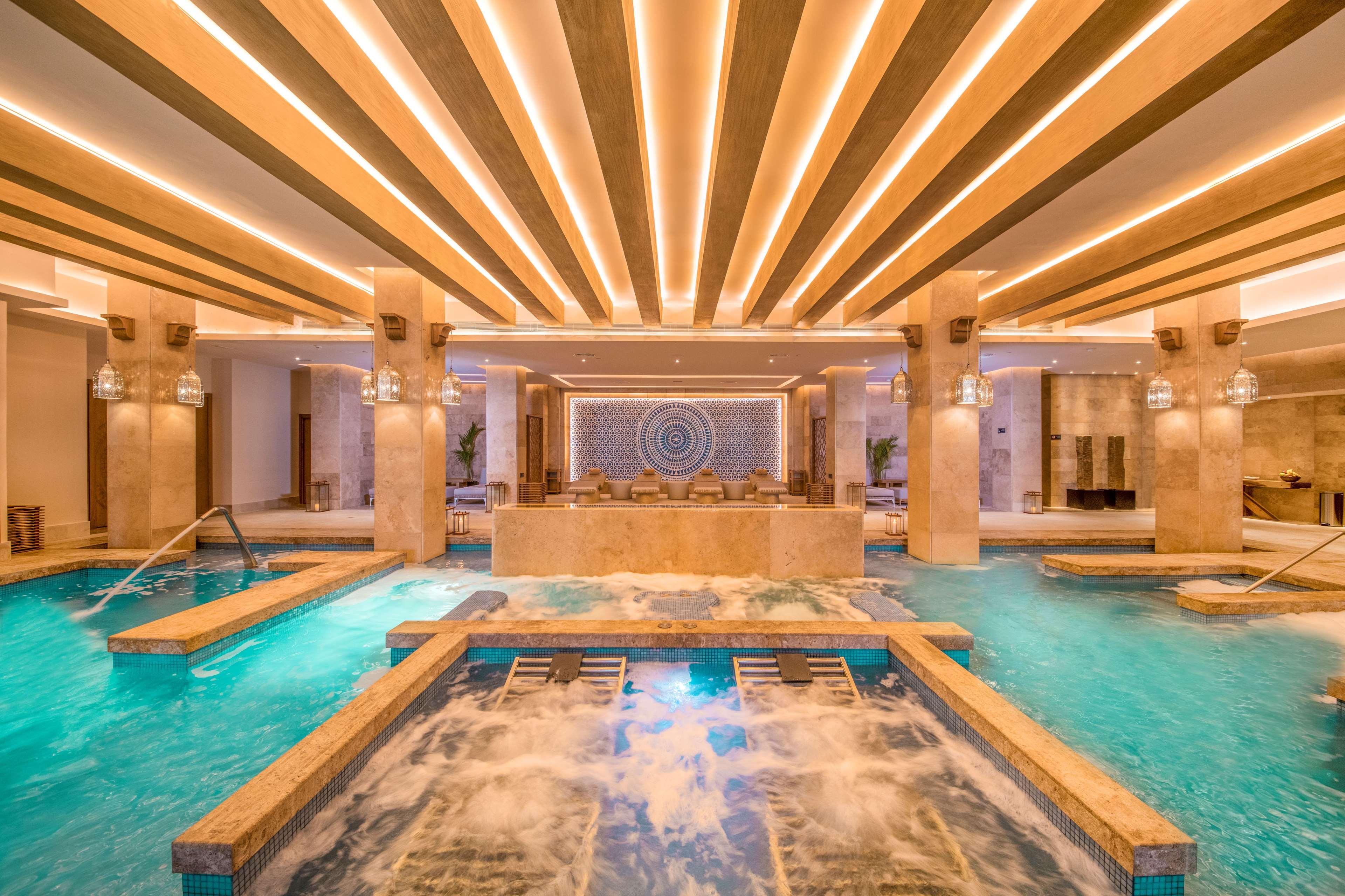Haven Riviera Cancun (Adults Only) Alfredo V. Bonfil Εξωτερικό φωτογραφία Spa at the Atlantis Paradise Island