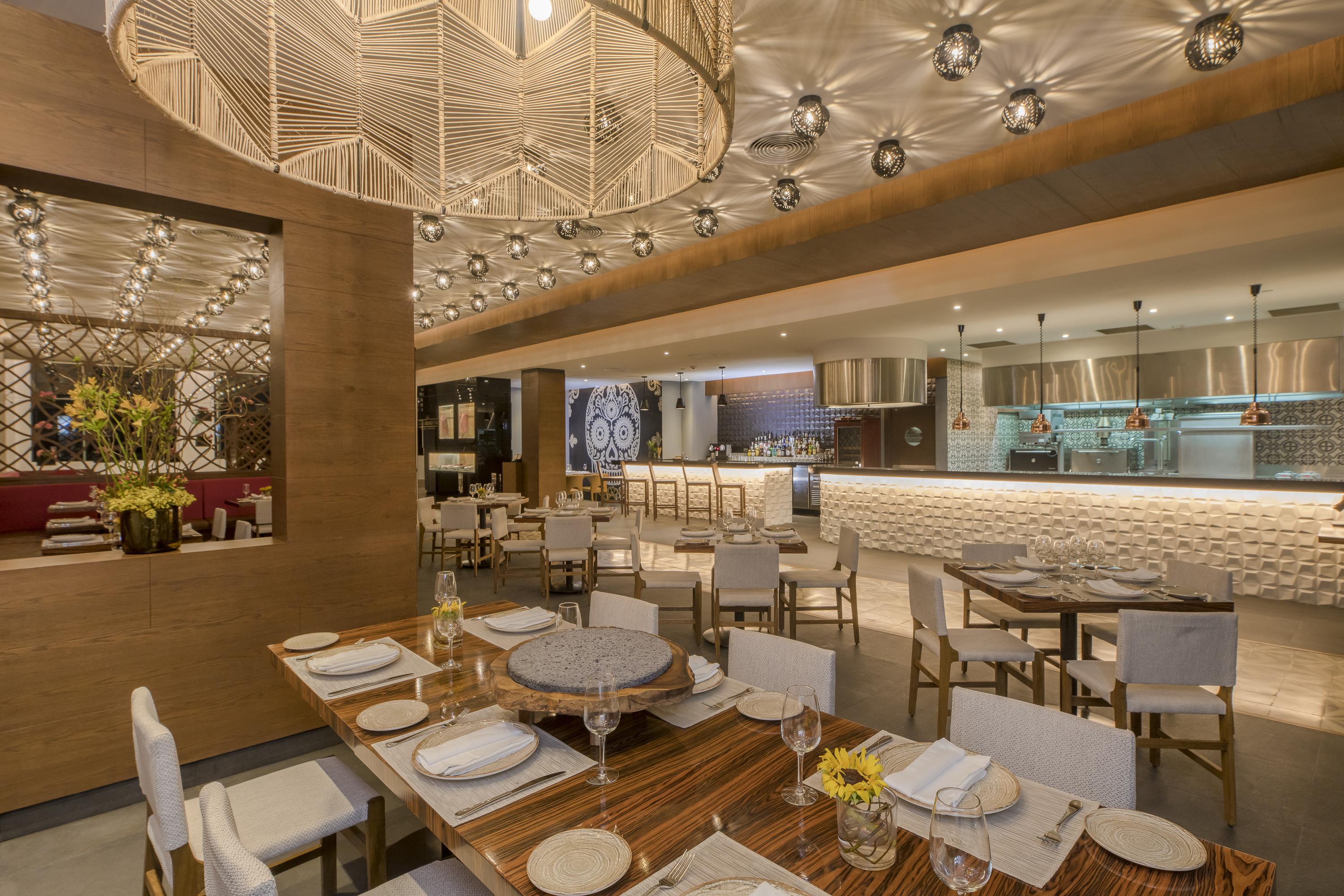 Haven Riviera Cancun (Adults Only) Alfredo V. Bonfil Εξωτερικό φωτογραφία The interior of the restaurant