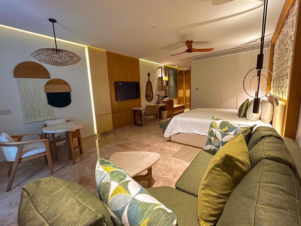 Haven Riviera Cancun (Adults Only) Alfredo V. Bonfil Εξωτερικό φωτογραφία Deluxe Ocean View Room