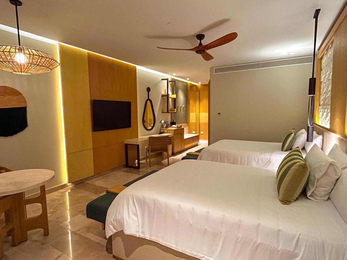 Haven Riviera Cancun (Adults Only) Alfredo V. Bonfil Εξωτερικό φωτογραφία Deluxe Oceanfront Room